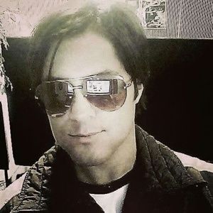 Meet your Posher, Topher ray